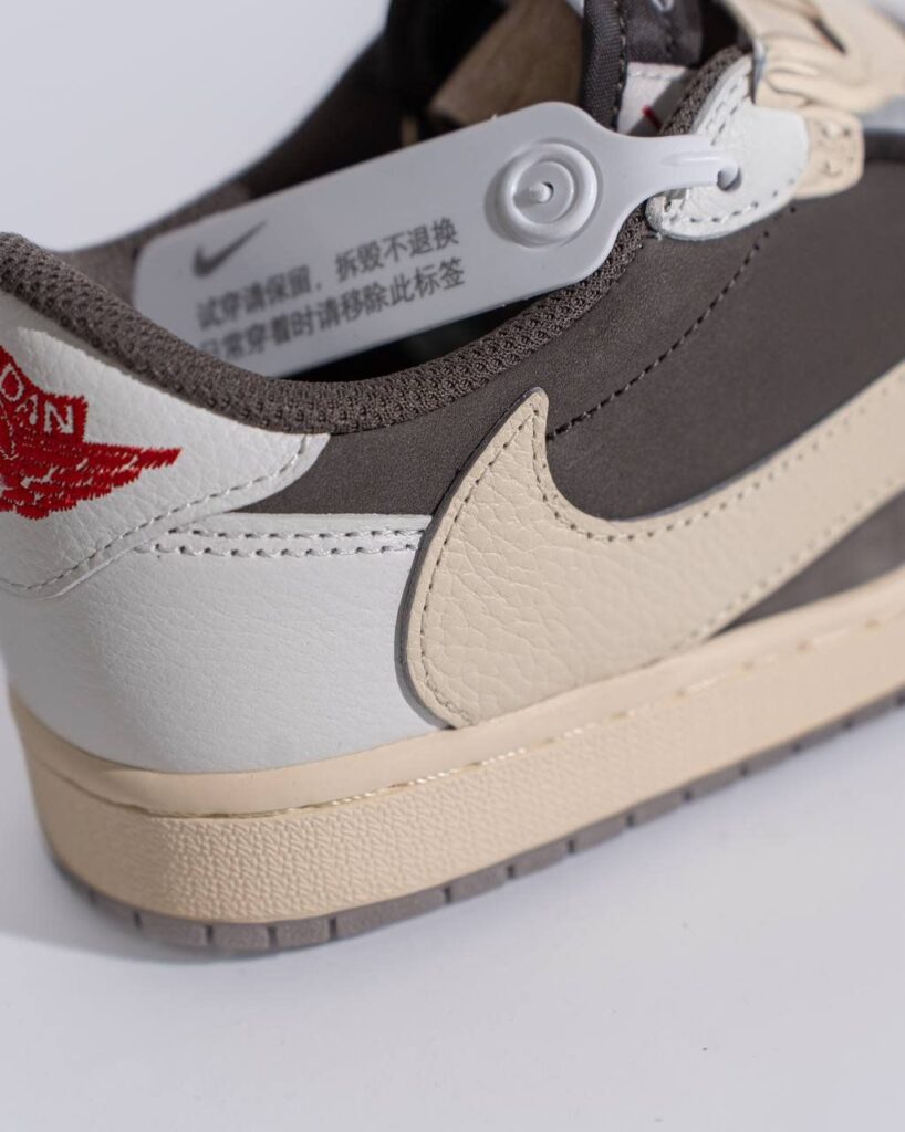 Air Jordan 1 Low Travis Scott Reverse Mocha