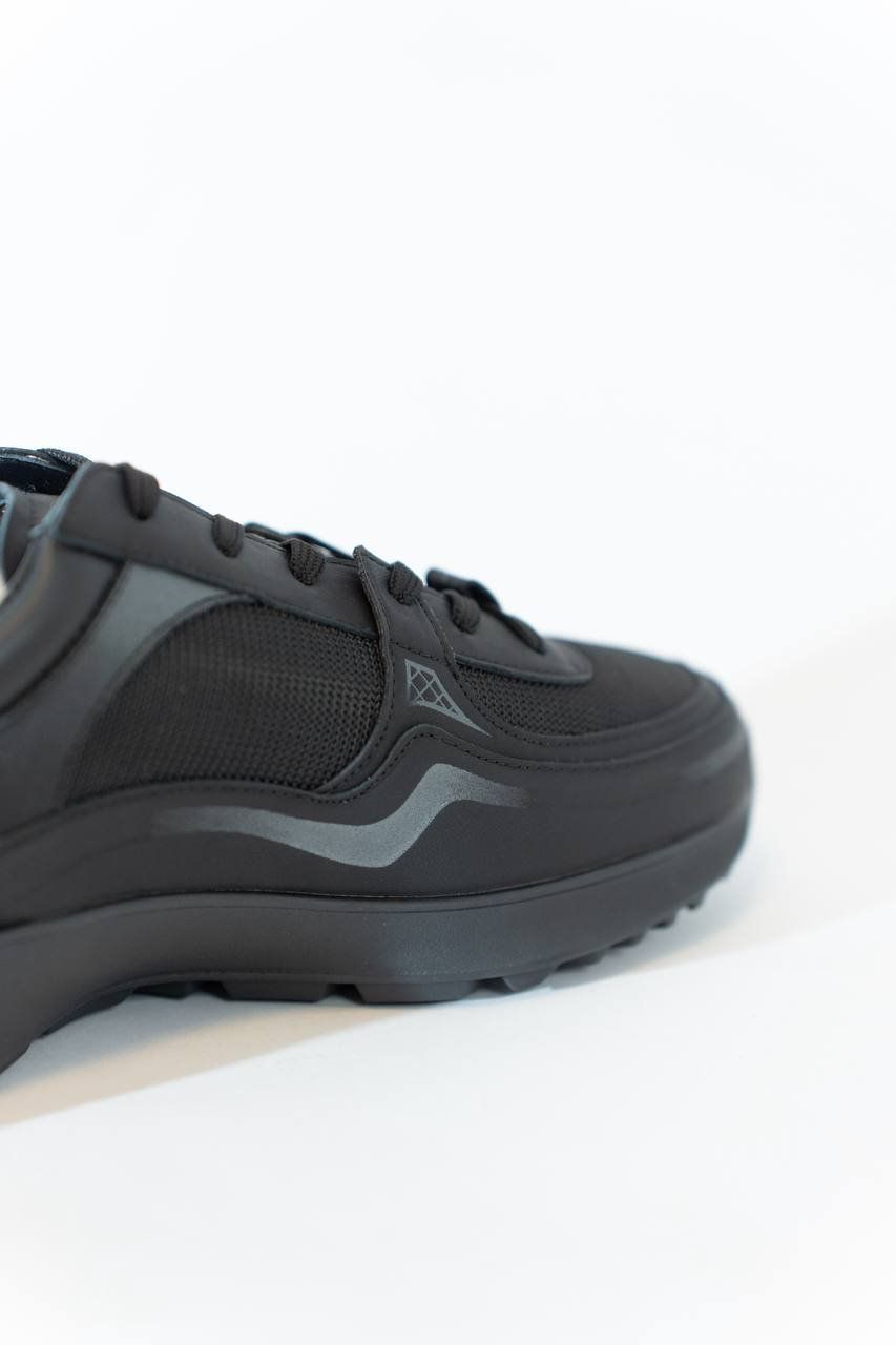 Chanel sneakers black