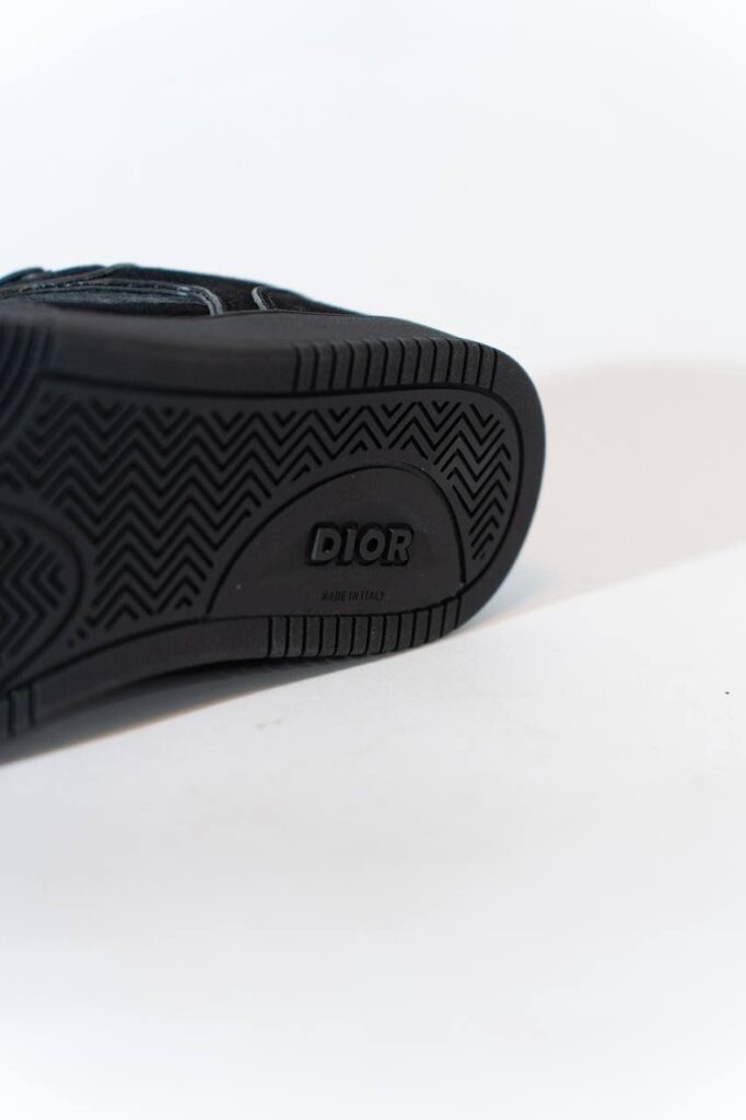 Dior b27 black