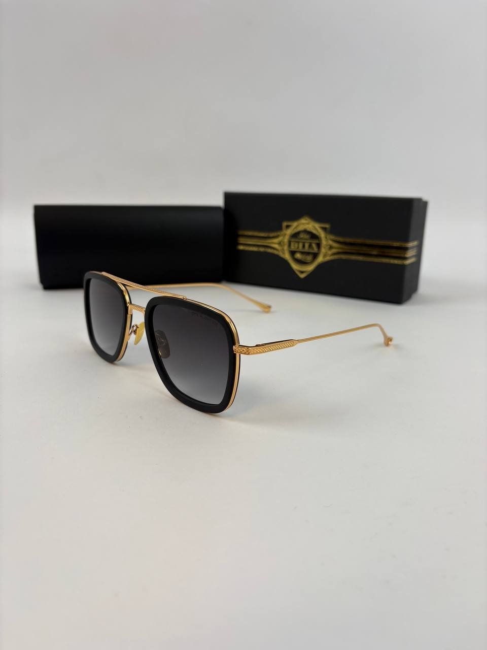 dita fly 006