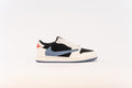 Jordan 1 Travis Scott