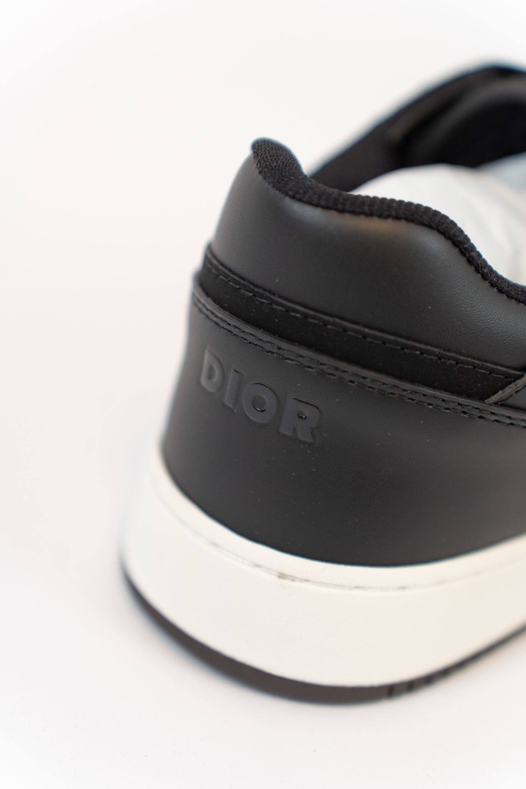 Dior b27 black