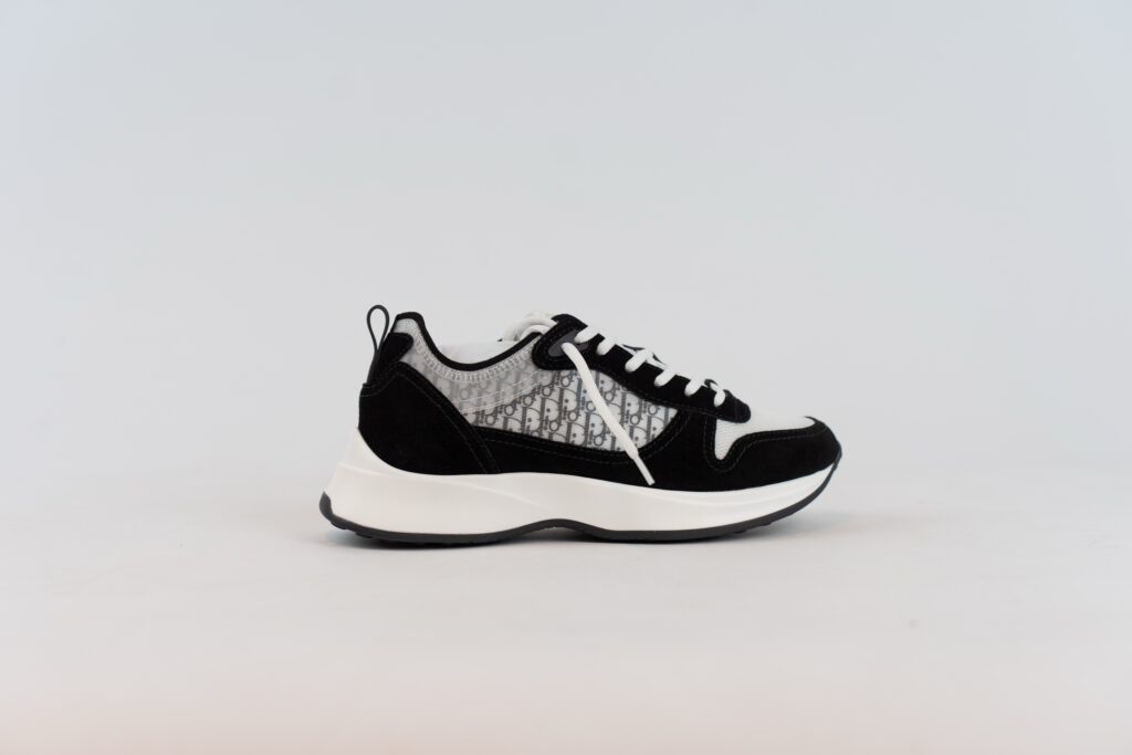 Dior b25 runner black/white