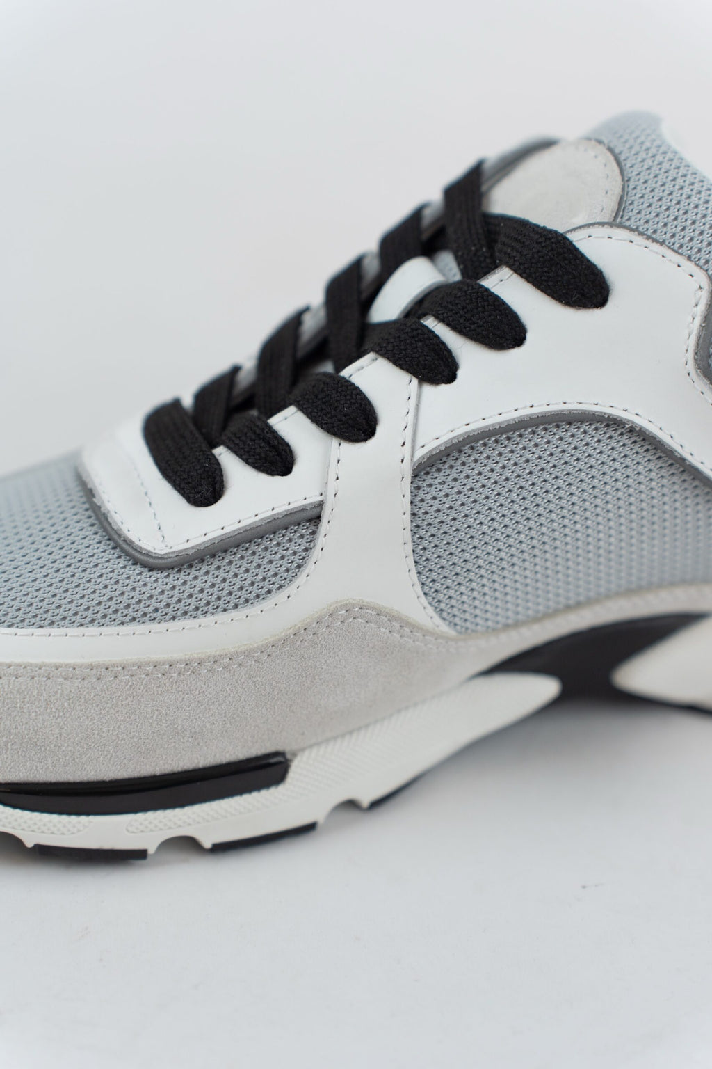 Chanel runners
