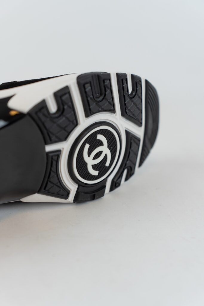 chanel runners