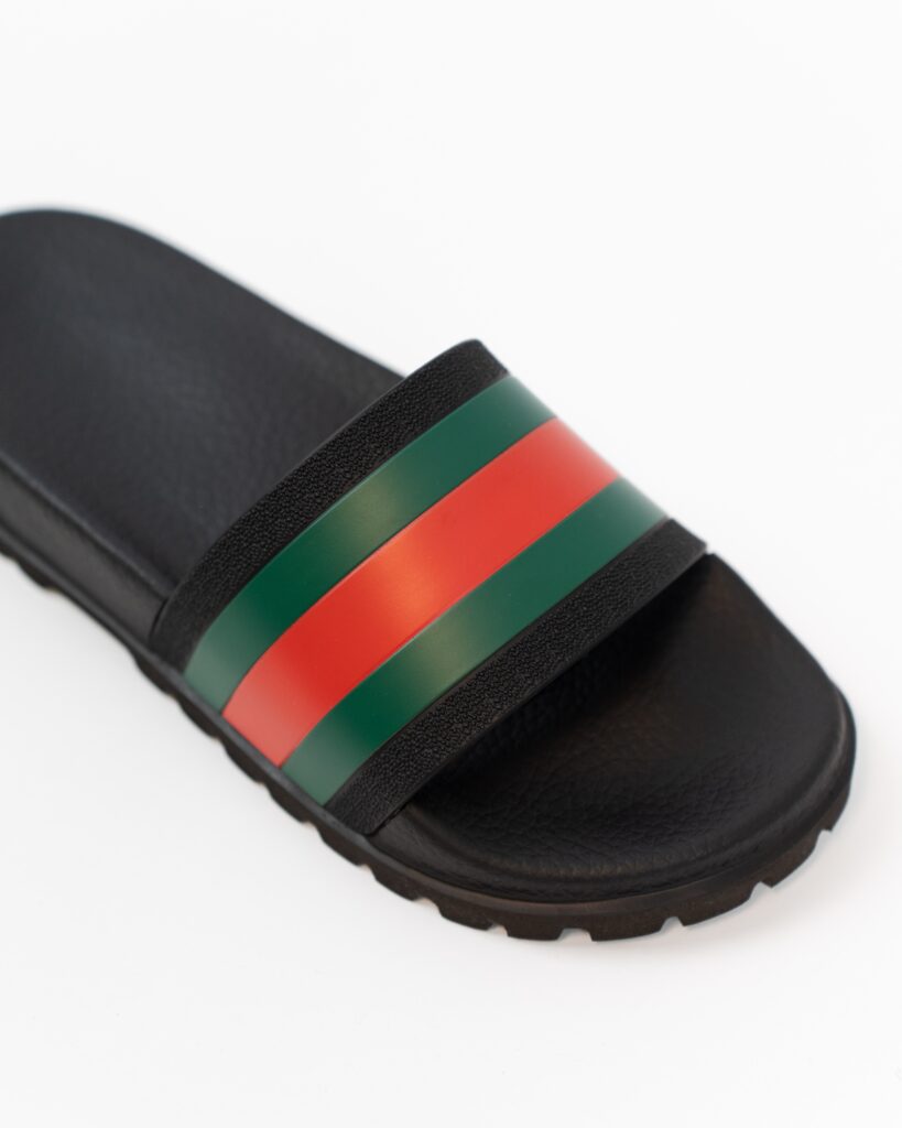 gucci flip flops