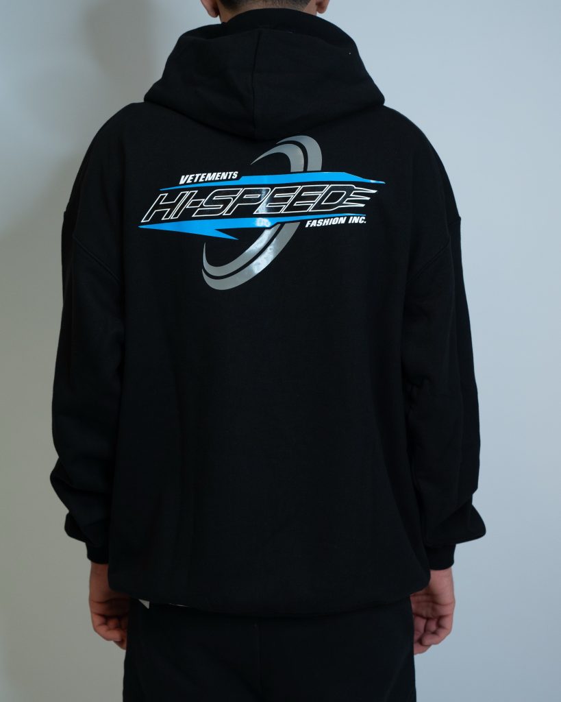 vetements hoodie zwart oversized