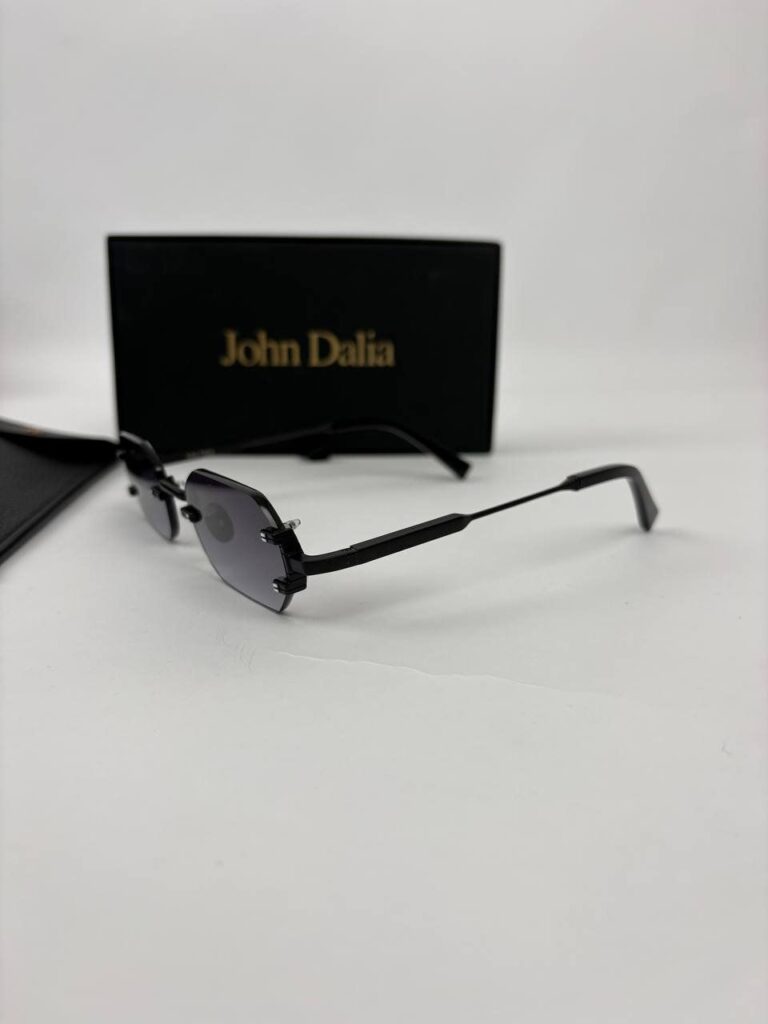 John Dalia bril