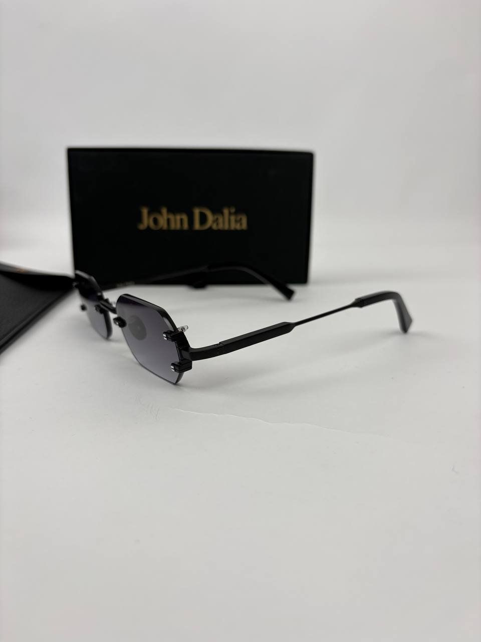 John Dalia bril
