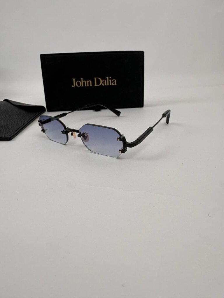 John Dalia bril
