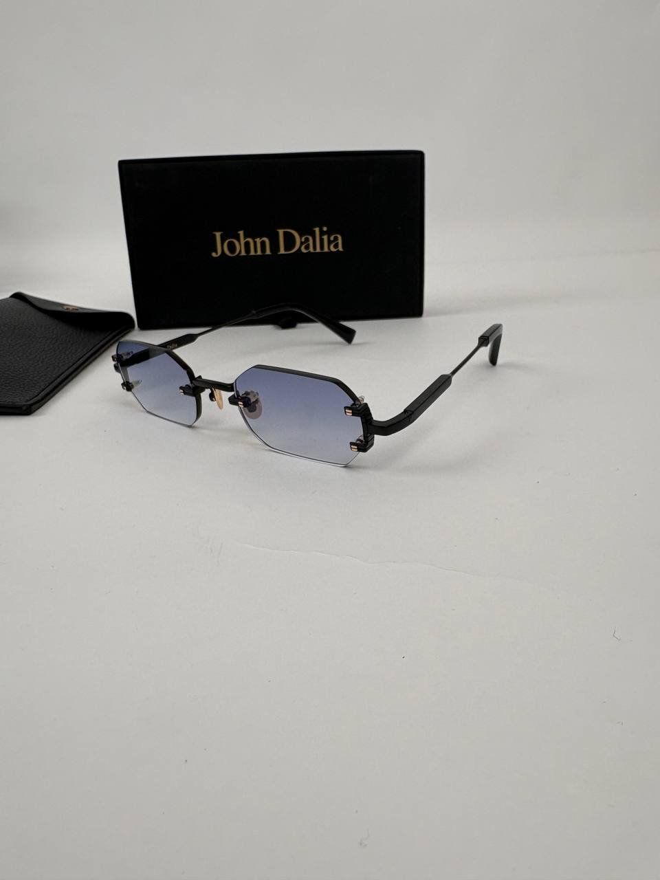 John Dalia bril