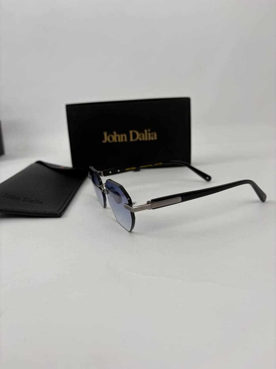 John Dalia bril