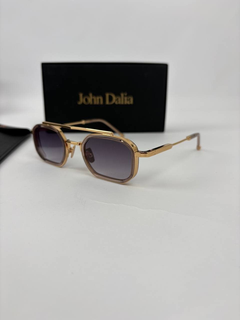 John Dalia bril