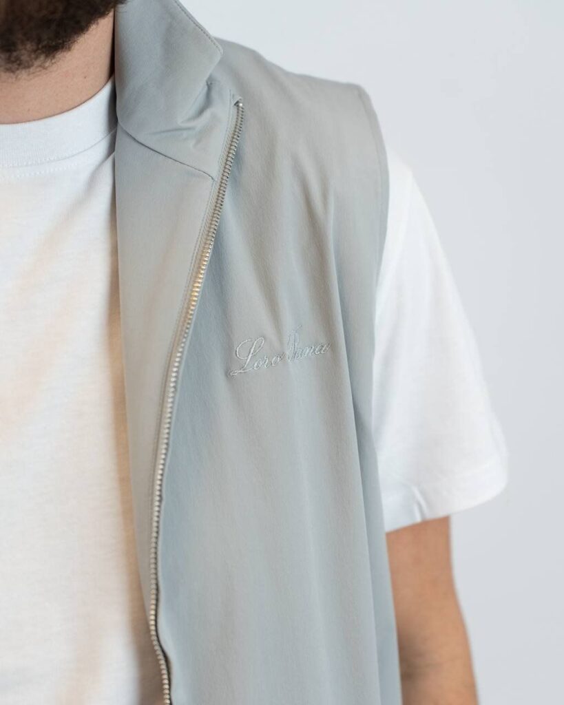 loro piana bodywarmer grijs