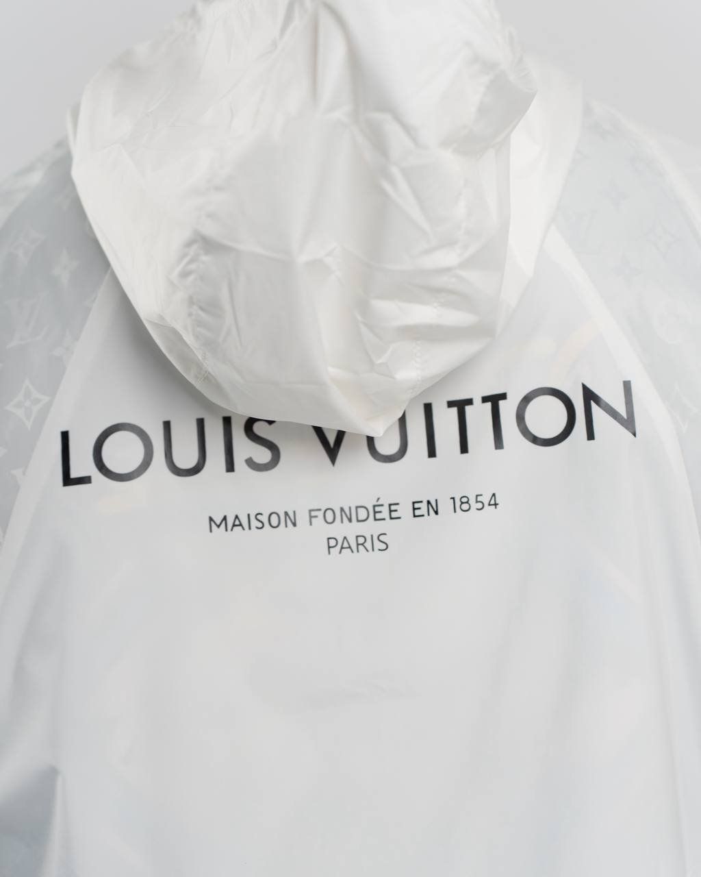 louis vuitton zomerjas wit