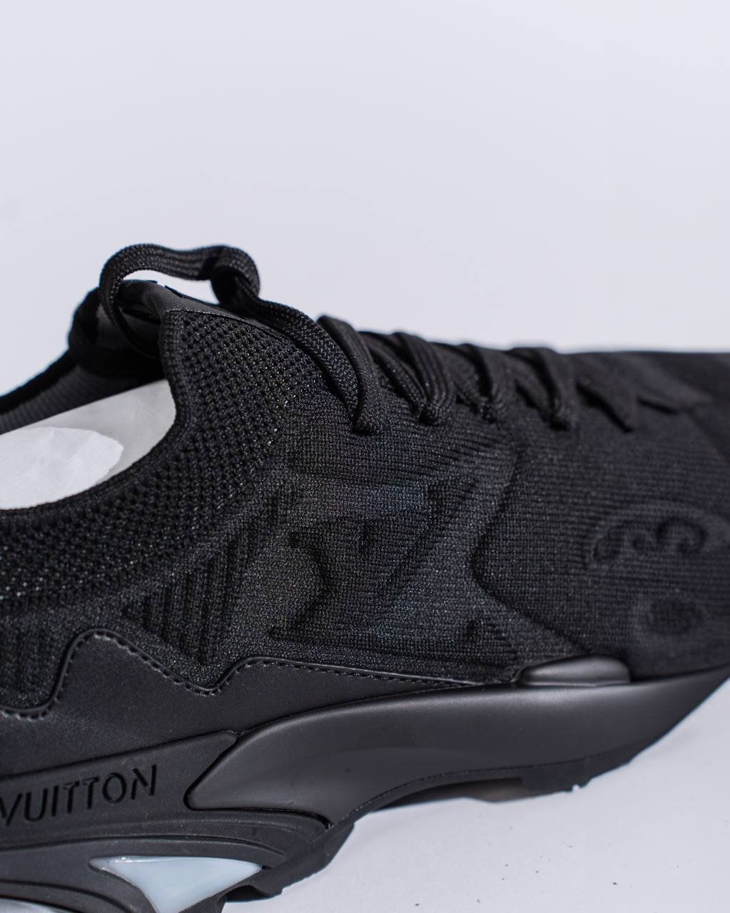 LV Runner Tatic Sneaker