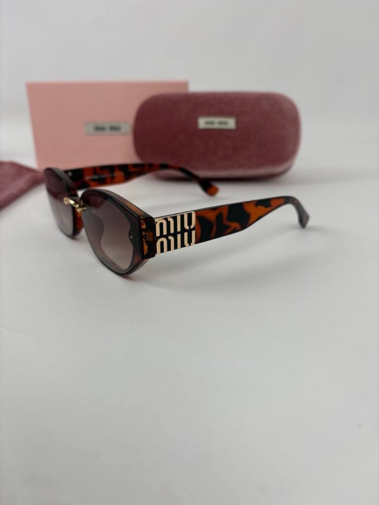 miu miu zonnebril dames