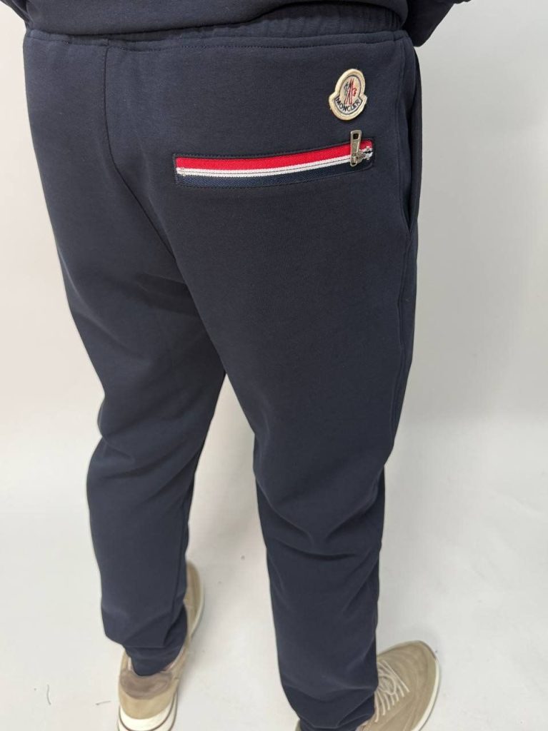 Moncler trainingspak blauw