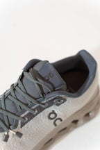 on cloud sneakers let op zonder doos