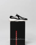 Prada cups zwart