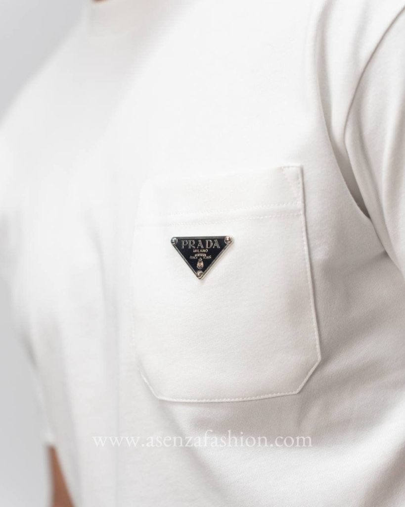 Prada t shirt wit