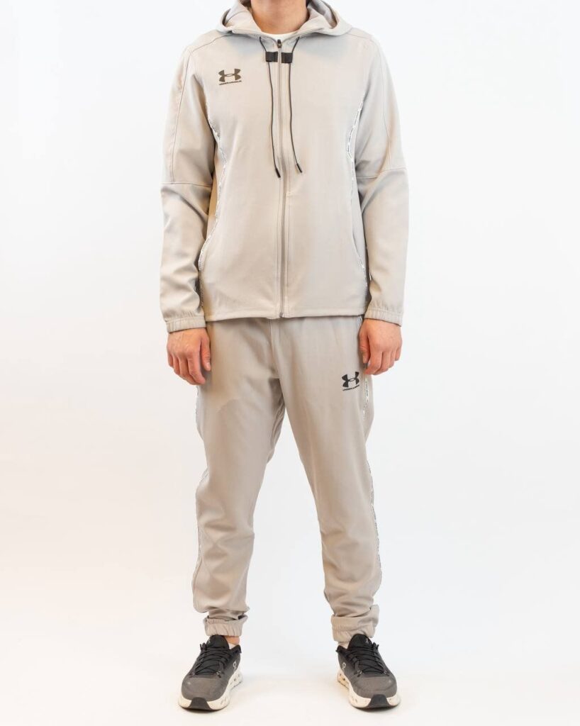 under armour trainingspak grijs