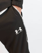 under armour trainingspak zwart